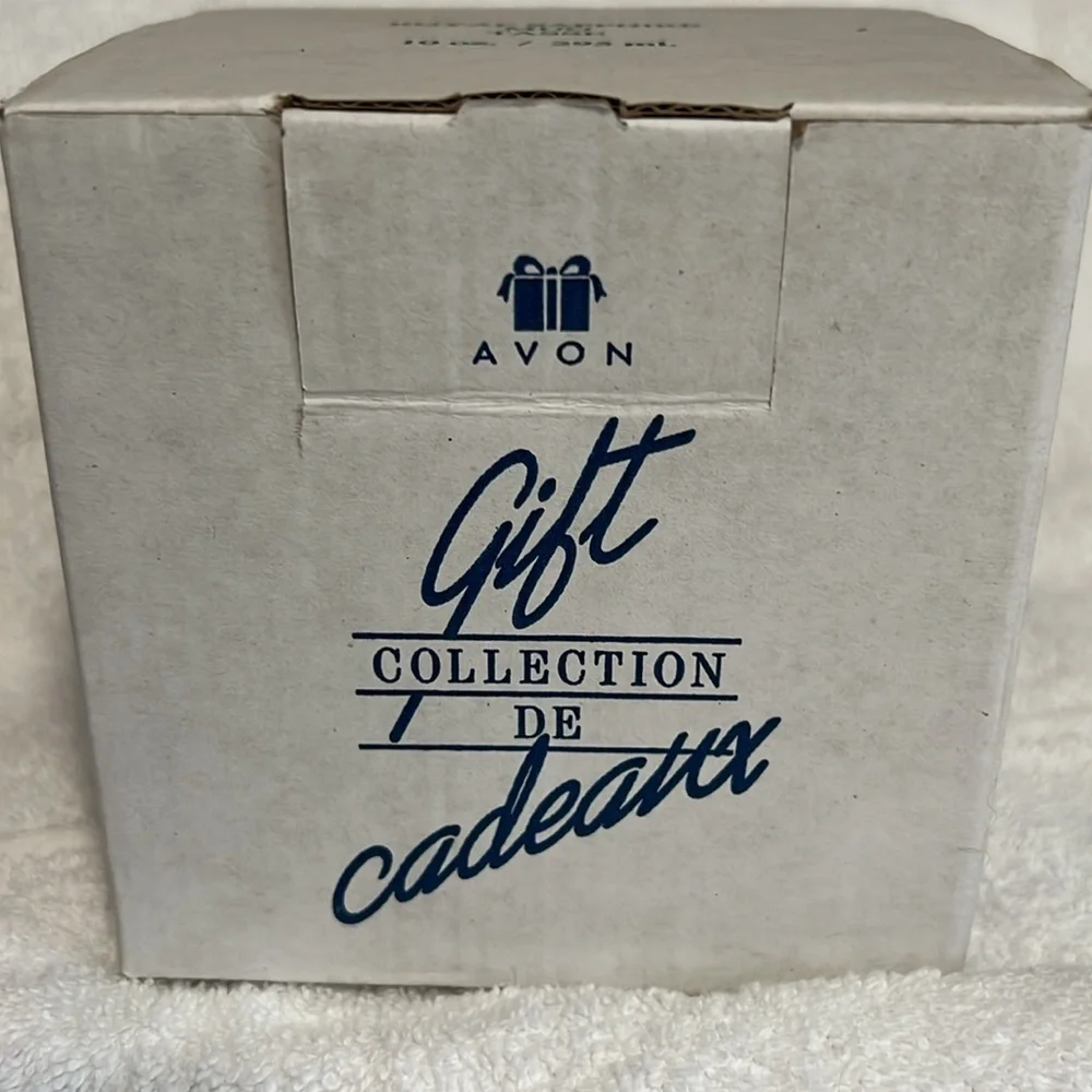 Avon gift collection Royal sapphire mug